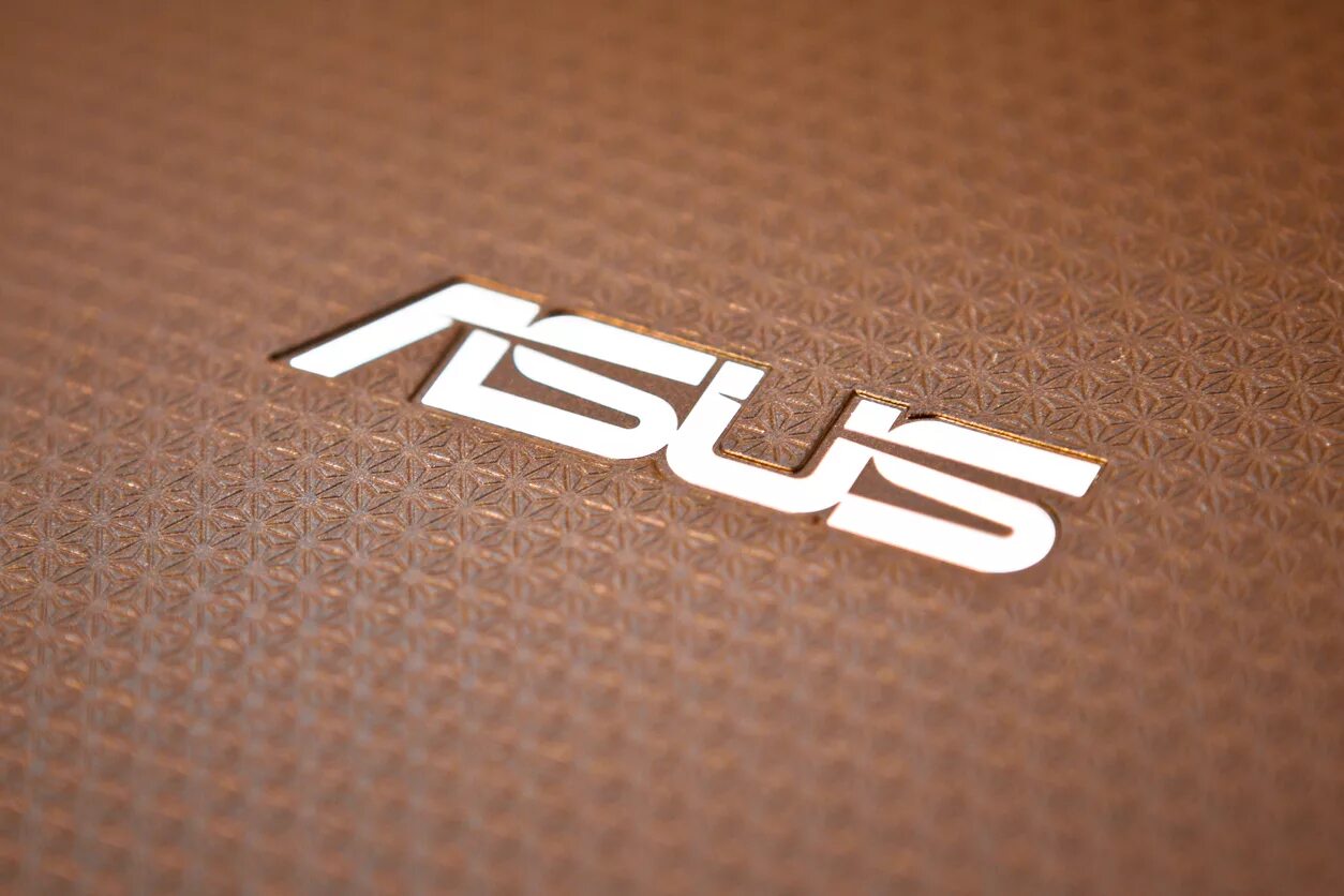 Значки на ноутбуках асус. Asus эмблема. надпись асус. логотип асус на ноутбук. asus лейбл.
