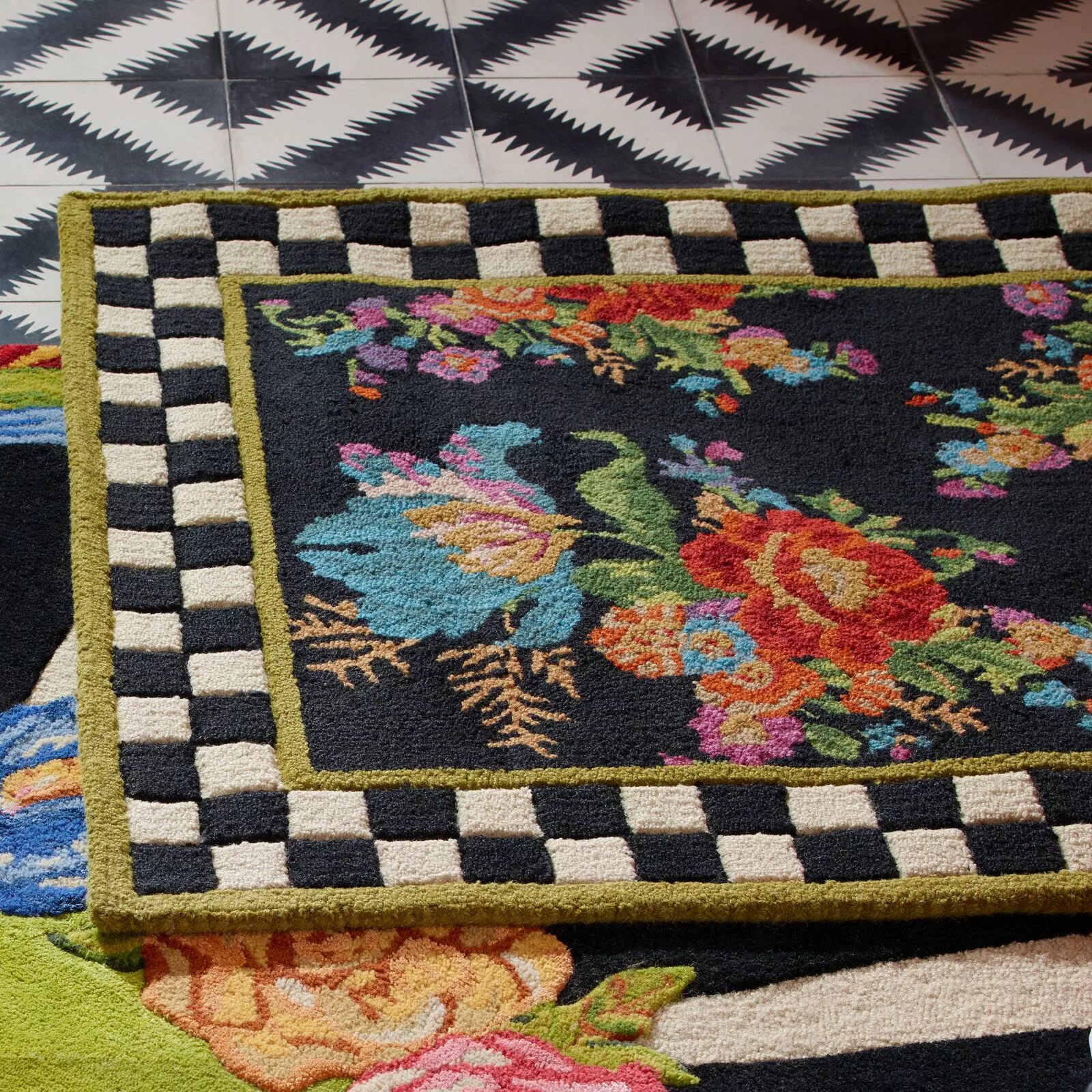 Сотканный ковер. Ковер Маккензи. Перуанские ковры. Коврик в ванную ковровым ткачеством. Тканые половики в ромбик.