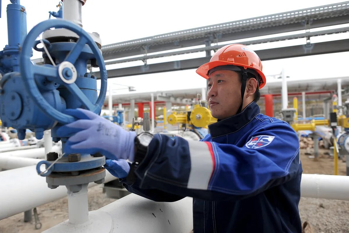 Республика саха промышленность. Геологоразведочный факультет свфу. нефтегазовая отрасль. нефтегазовая отрасль россии. промышленность якутии.