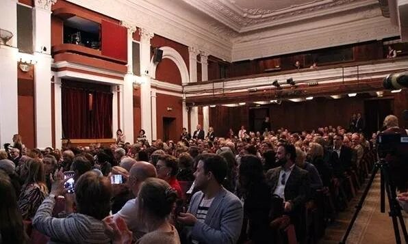 Театр на малой бронной. Театр на малой бронной зал. театр на малой бронной малая сцена. театр на малой бронной зал на бронной.