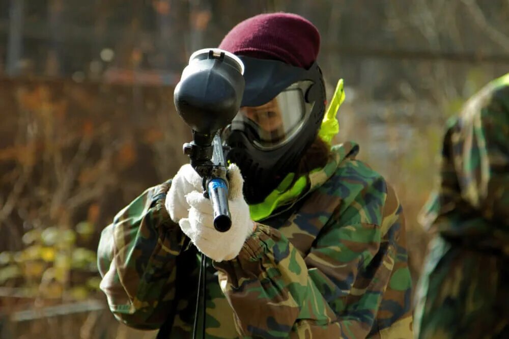 Пейнтбол в подмосковье. Пейнтбол тимбилдинг. Paintball игра. Игры страйкбол пейнтбол хардбол. Пейнтбольная униформа.