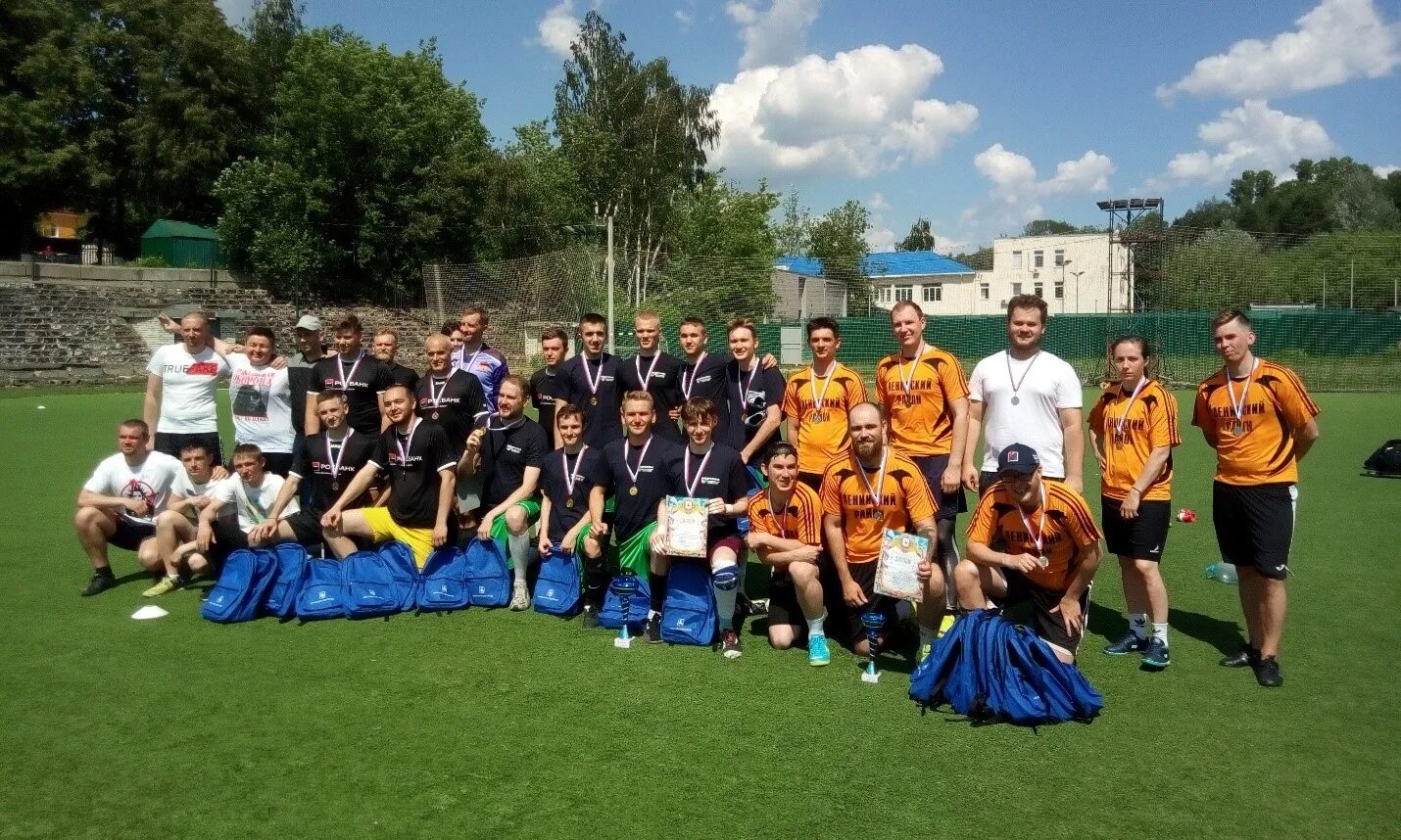 Рцпф 2013 нижний новгород. Спортивная звезда нижний новгород футбол. Футбольный турнир нижний новгород. Юношеская команда по футболу нижний новгород. Фк нижний новгород 2021.