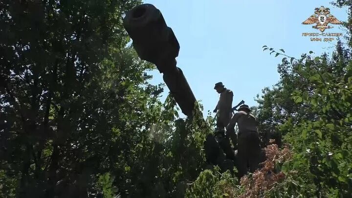 Веремеенко батальон русь. Н п пески. Поселок пески донецкая область. Советская дом 5. Н п пески.