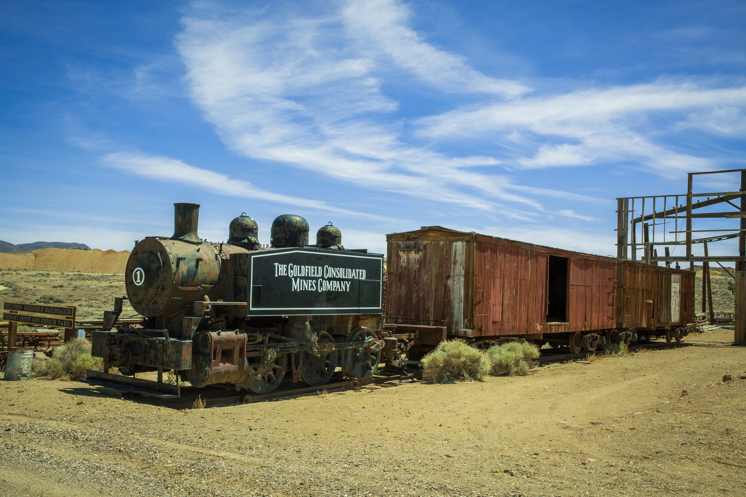 Город-призрак голдфилд Goldfield. Голдфилд Невада. Город голдфилд США. Город призрак Mineral Park.