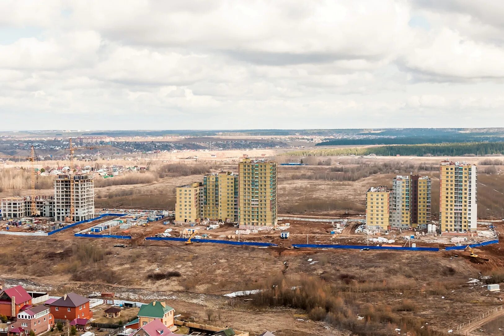 Жк погода пермь квартиры. Девелопмент-Юг Пермь Кондратово. Сапфирная 14 Пермь. ЖК мы Пермь Девелопмент Юг. Сапфирная 14 Пермь площадка.