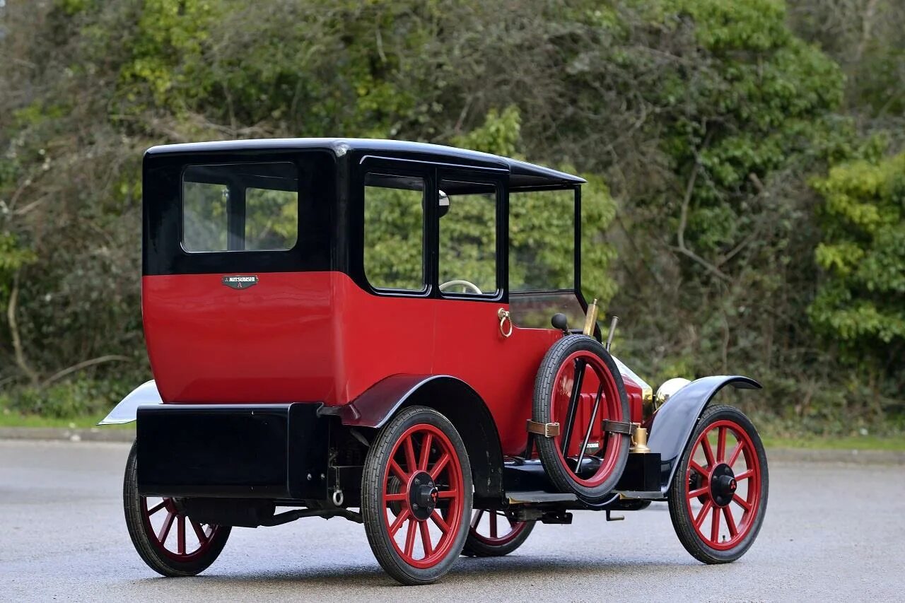 Первая модель 8. Mitsubishi model a 1917. Автомобиль Mitsubishi model a 1917. Model a Mitsubishi 1921. Мицубиси 1917 год.