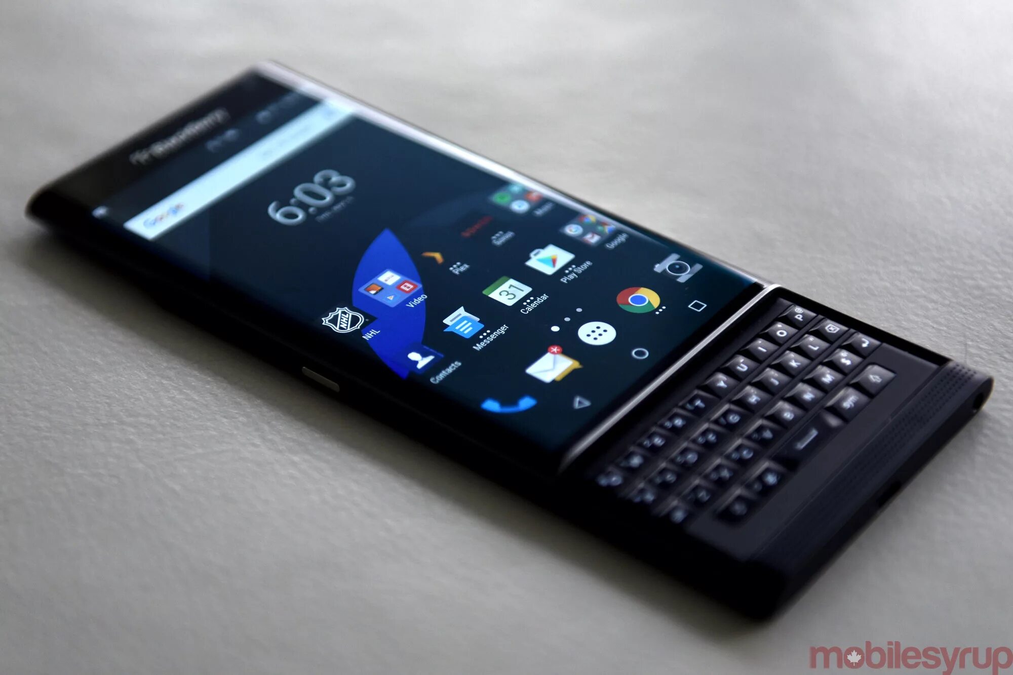Смартфоны блэкберри 2025. Blackberry priv. смартфон blackberry priv lte. блэкберри 2025. blackberry 2007.