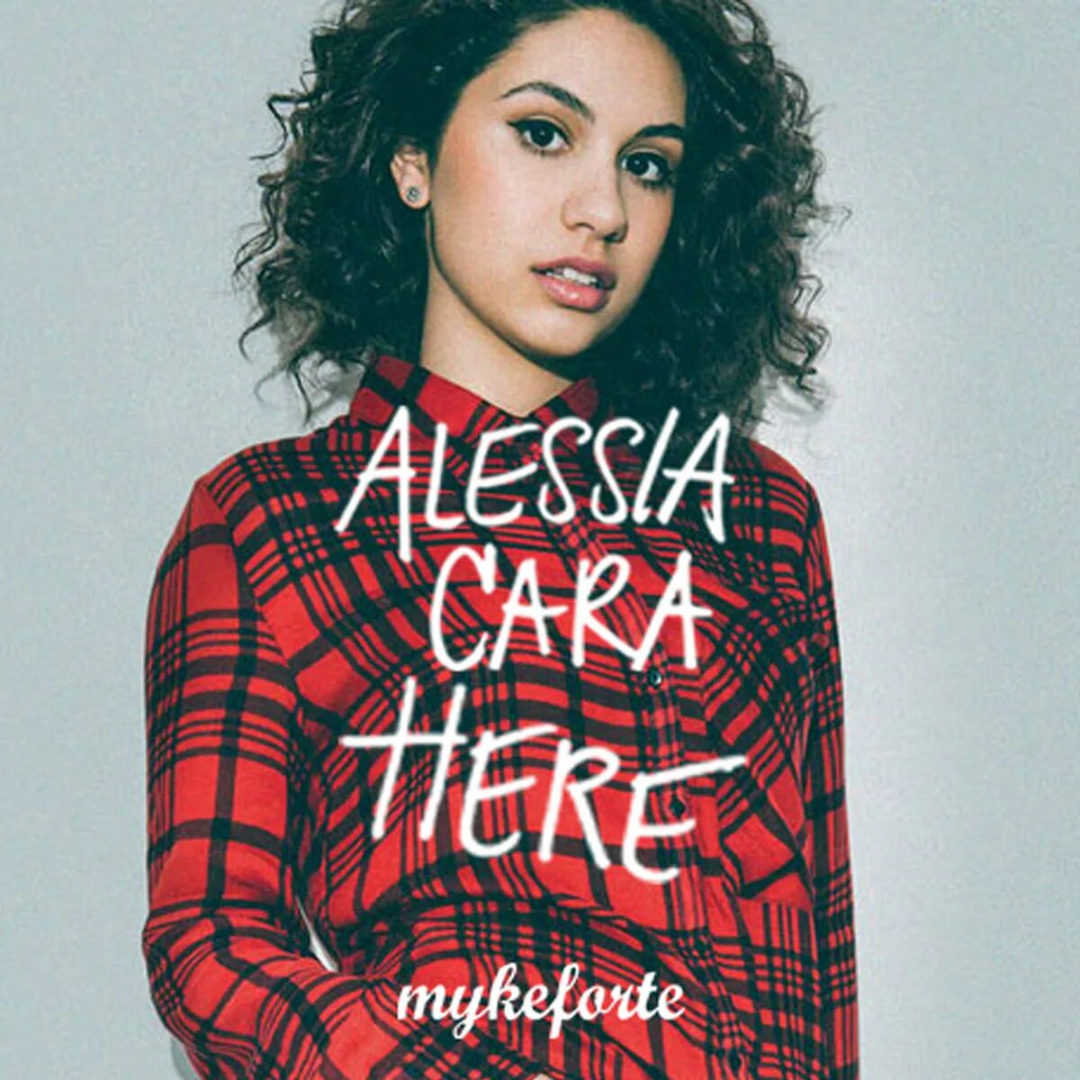 Песня here remix. Алессия Фресса. Alessia cara обложки. Алессия Ланцоне. Alessia cara here обложка.