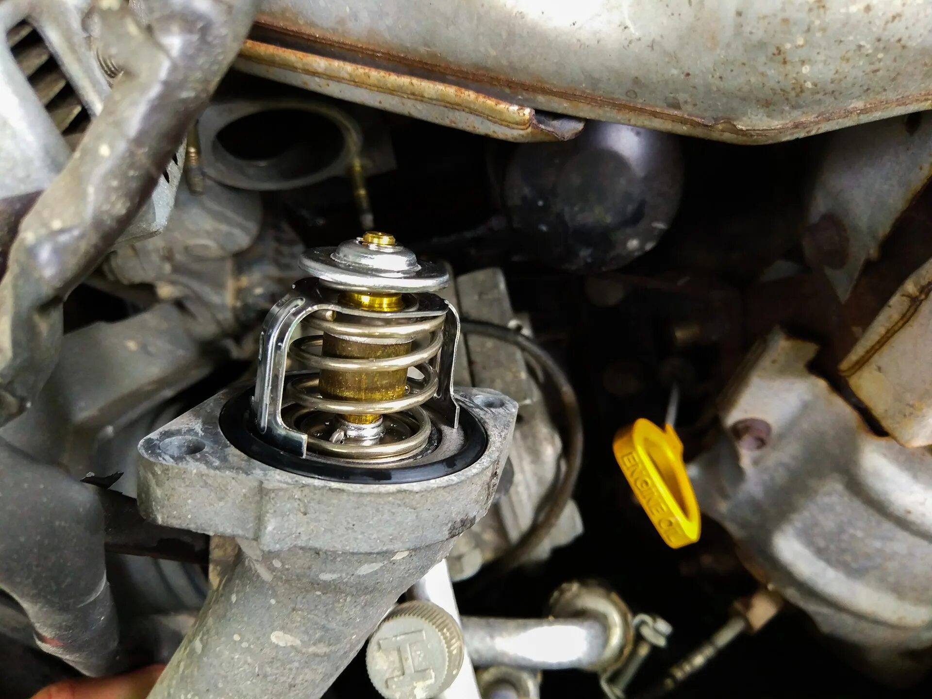 Мотор 4b10 термостат. 2 дизель. Термостат ваз 2114 92 градуса. 0 термостат. Термостат ауди а6 с7.