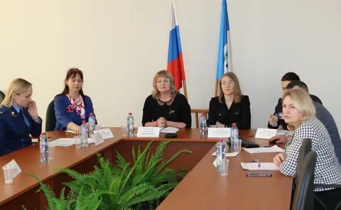 И право групп уполномоченные