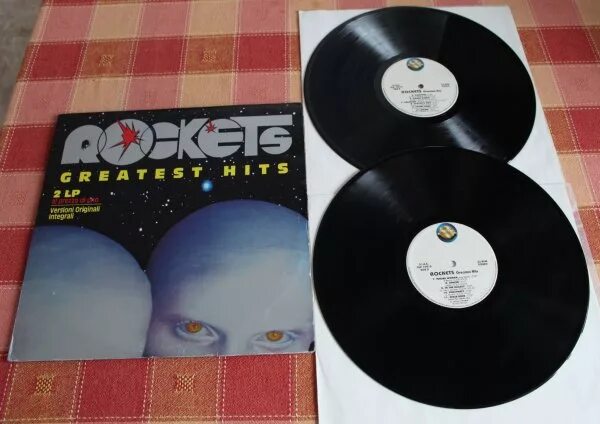 Rockets Greatest Hits 1996. LP Rockets: Wonderland (LP). Rockets сборник Италия винил. Rocket обложка альбома.