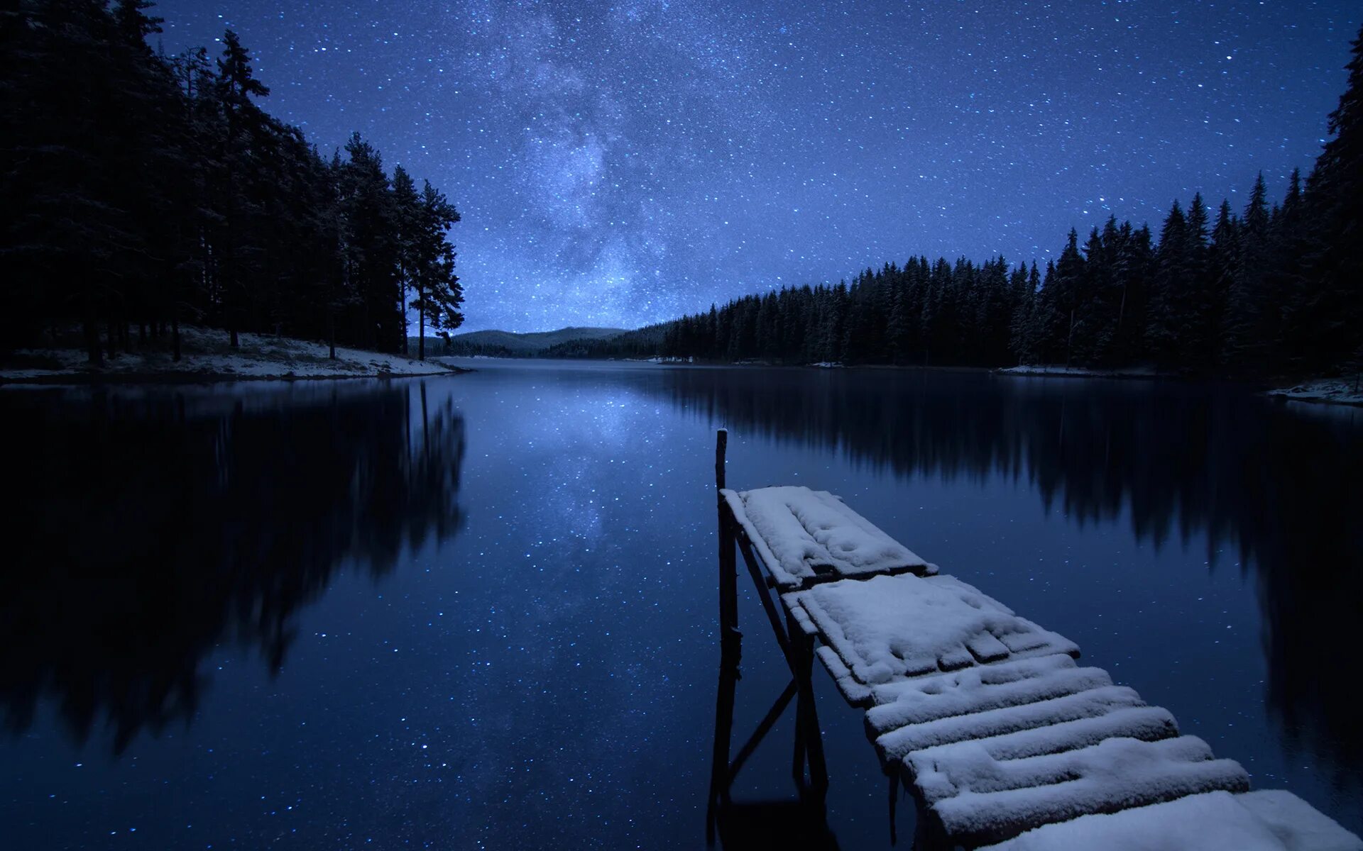 Night lake. Ночное озеро. Ночной пейзаж. Природа ночью. Озеро ночью.