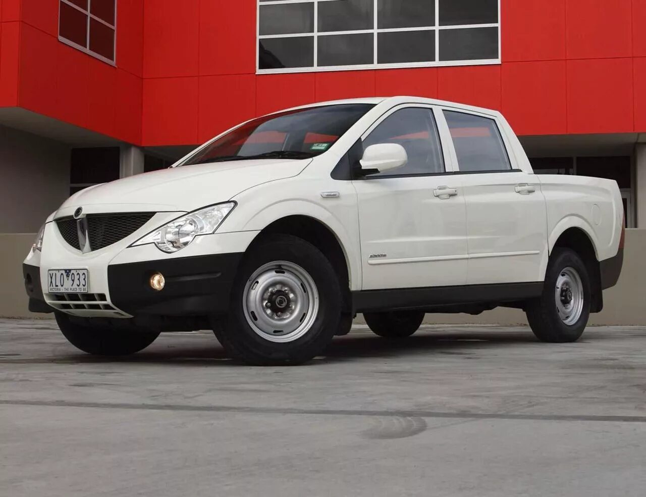 Актион бонус. SSANGYONG Actyon. SSANGYONG Actyon Sports. Актион спорт 2010. Санг ёнг Актион спорт 2010.