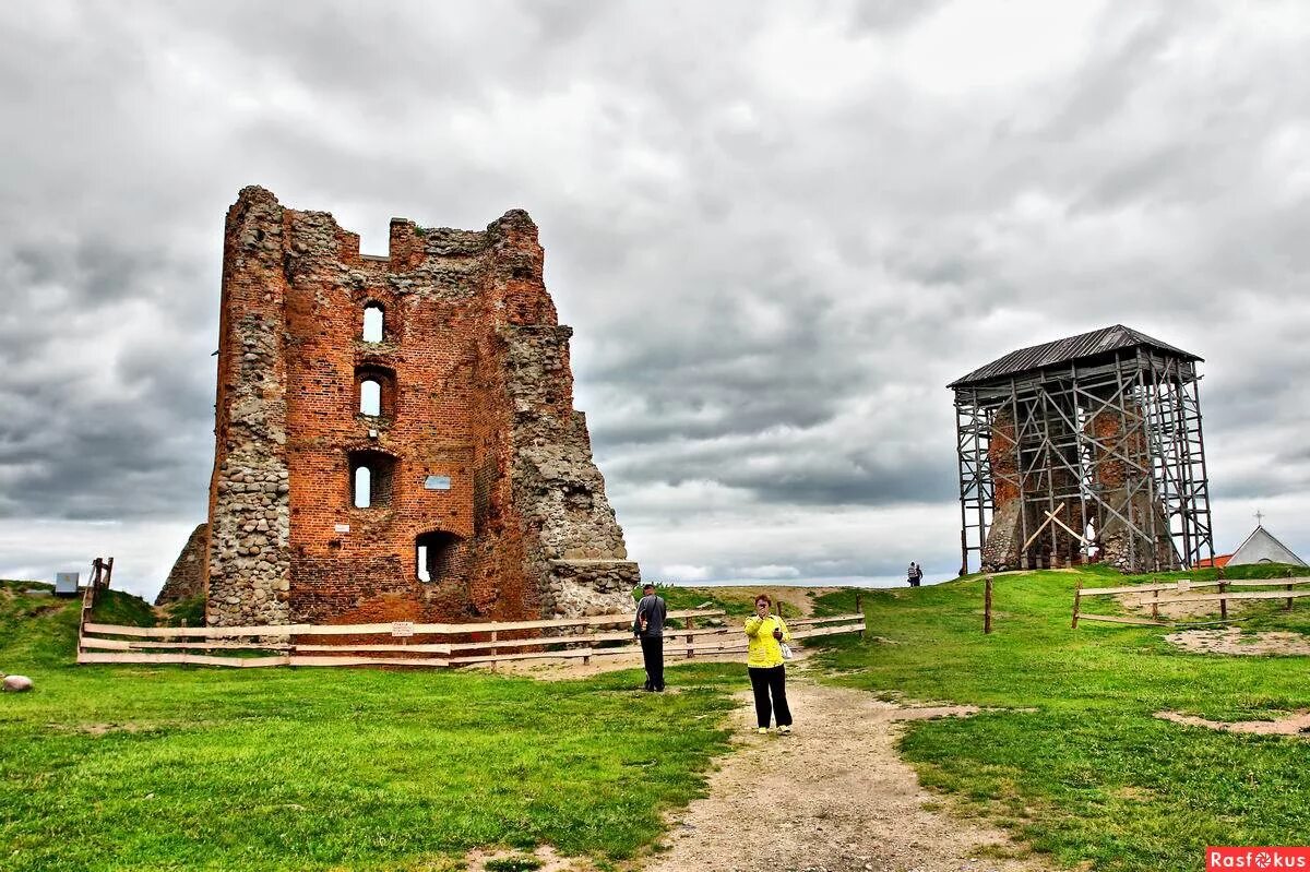 новогрудок достопримечательности города. щорсы новогрудок. Starka беларусь новогрудская. беларусь гродно новогрудок. руины замка в новогрудке.