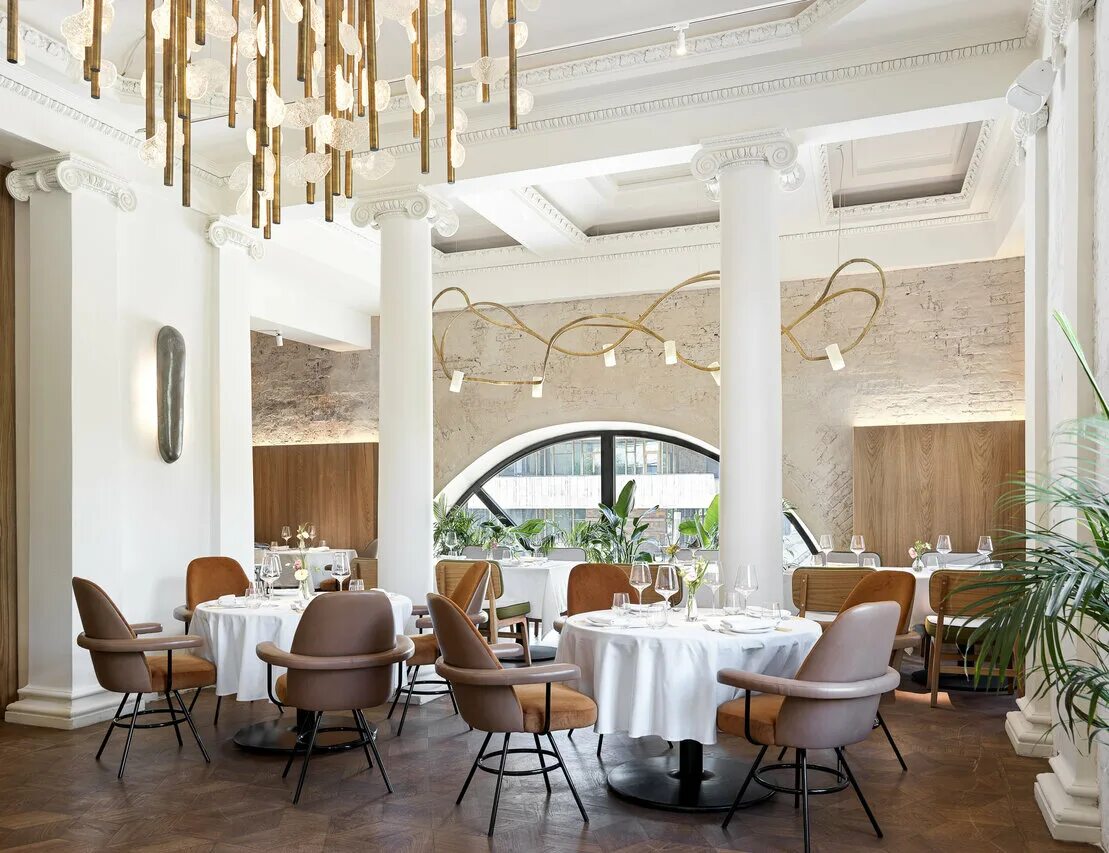 Loona пинский. Loona ресторан истомин. Loona ресторан москва. Loona moscow ресторан. Loona moscow ресторан.