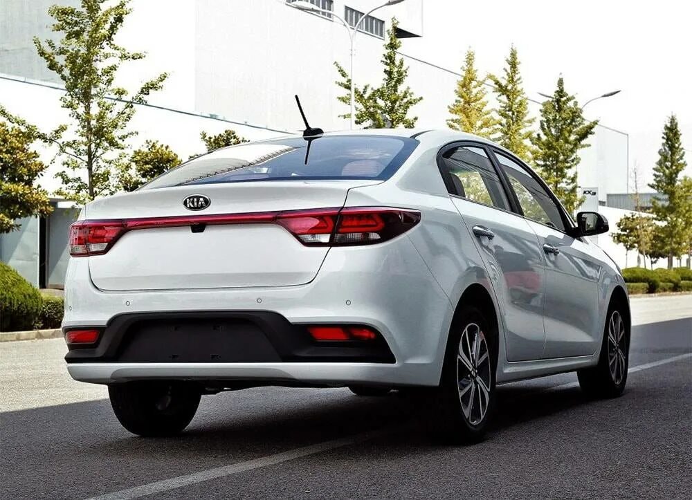 Киа рио сколько поколений. Kia Rio 2017. Киа Рио 2017г. Кия Рио седан 2017. Kia Rio 4 2017.