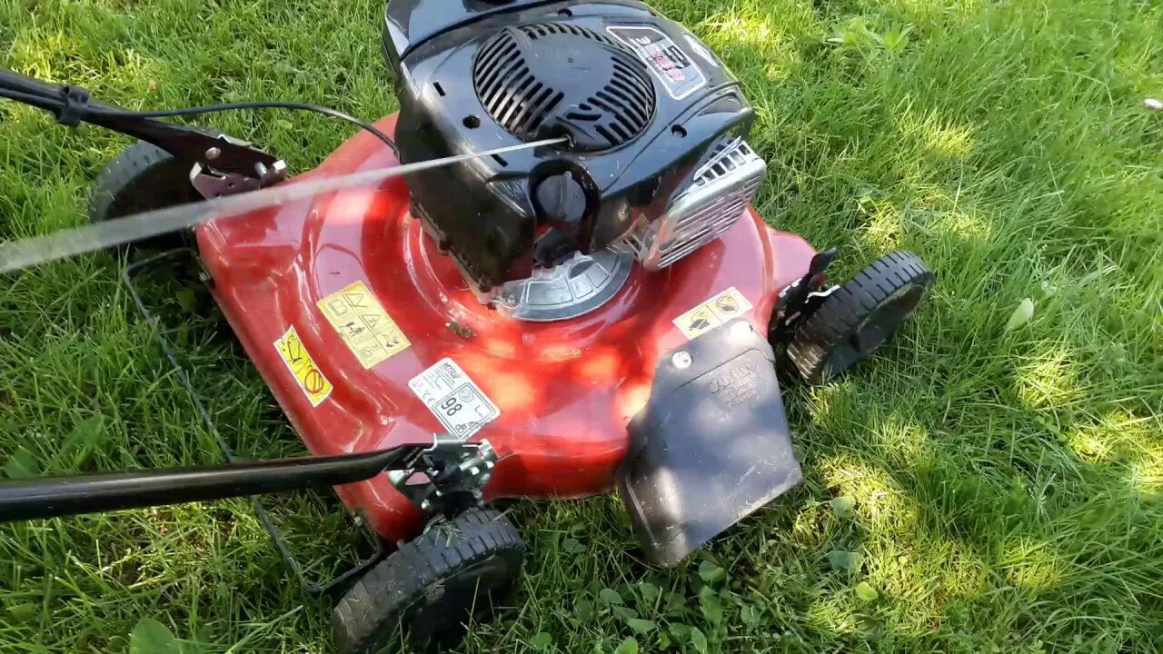 Бензокосилка briggs stratton. Бензокосилка briggs stratton. Бензокосилка briggs stratton. Газонокосилка бриггс и страттон. Сенокосилка eurosystems minieffe 502 rm b s 625 series 967240300.