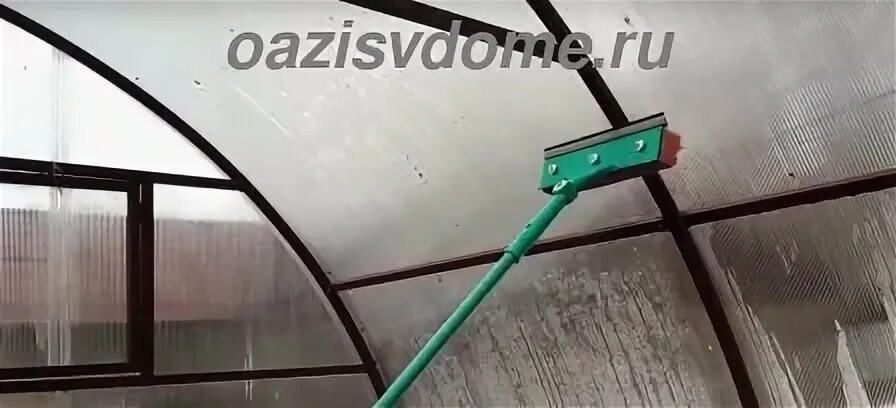 Обработка почвы в теплице осенью марганцовкой
