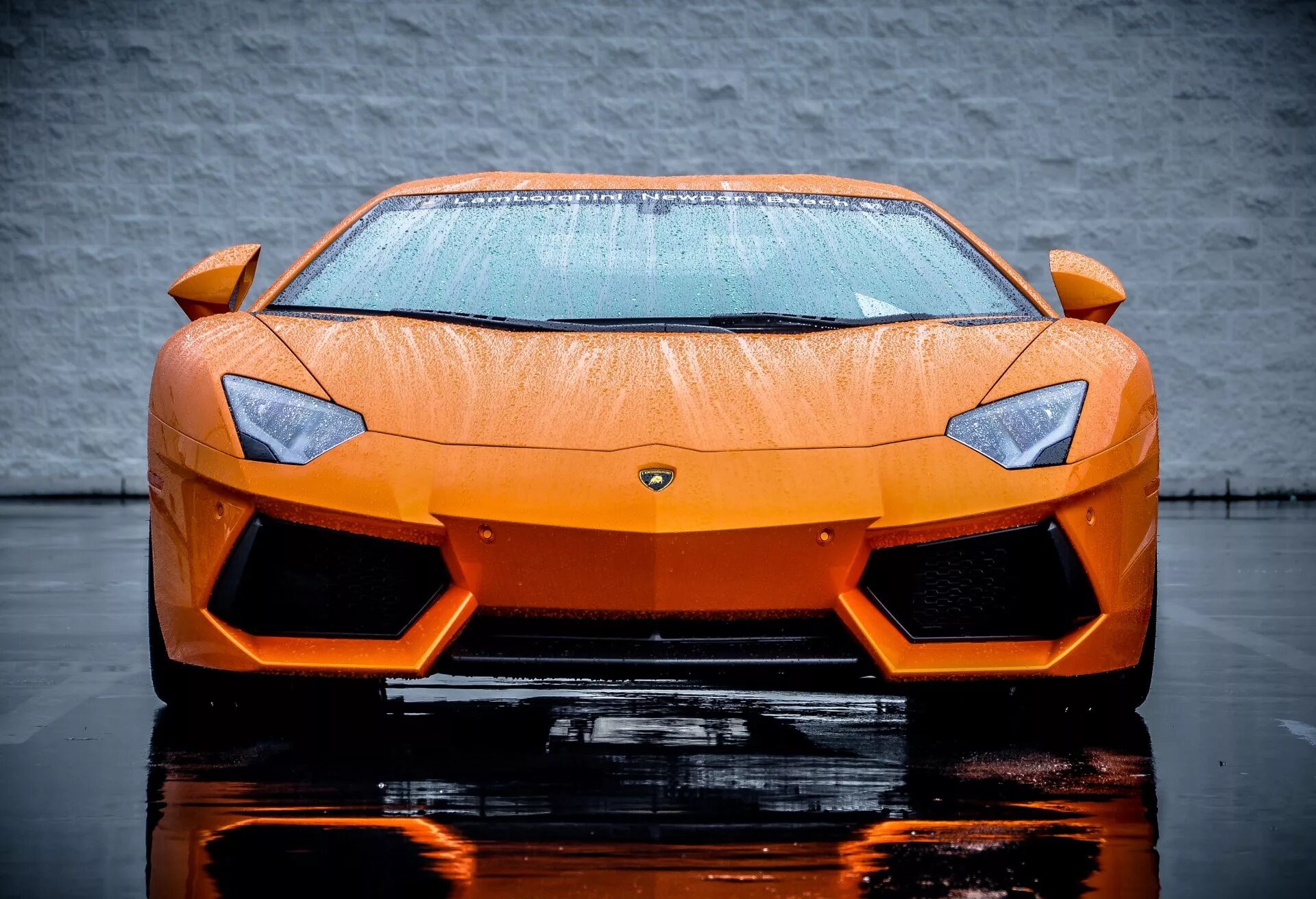 Аватарка ламборгини. Lamborghini aventador lp700-4 оранжевый. lamborghini aventador lp700 оранжевый. ламборджини авентадор 2025 оранжевый. ламборгини вентодор оранж.