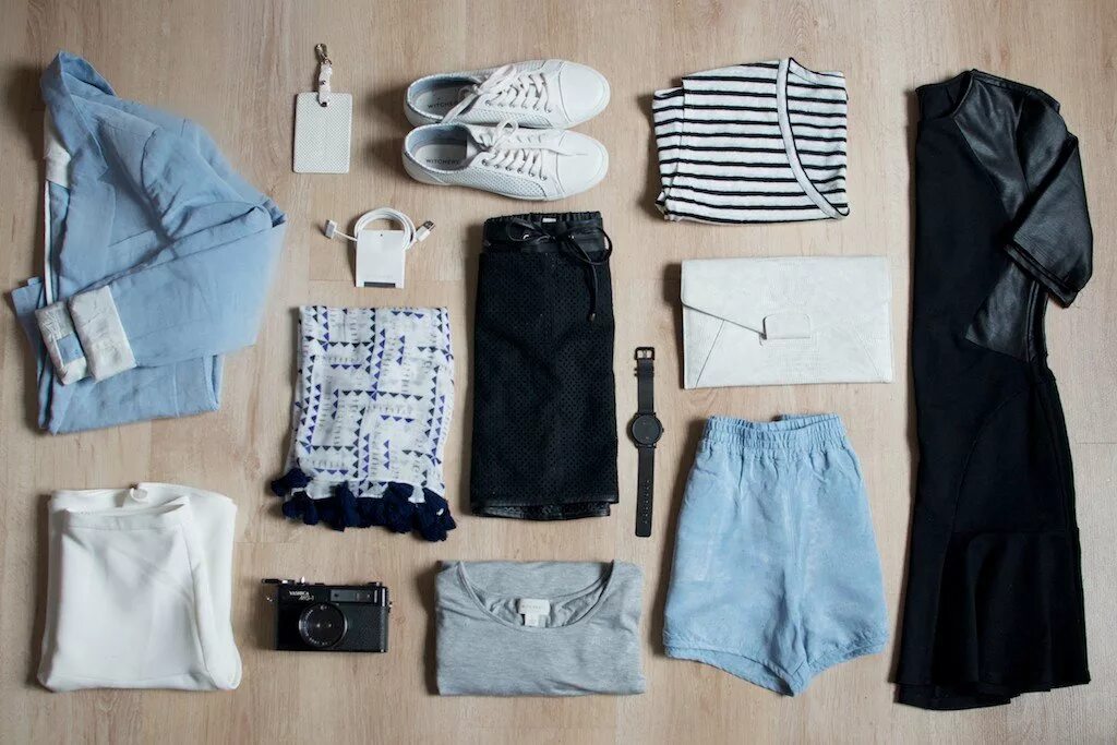 Вещи в путешествие. Летние вещи. Минимум вещей. Комплект одежды для путешествий.