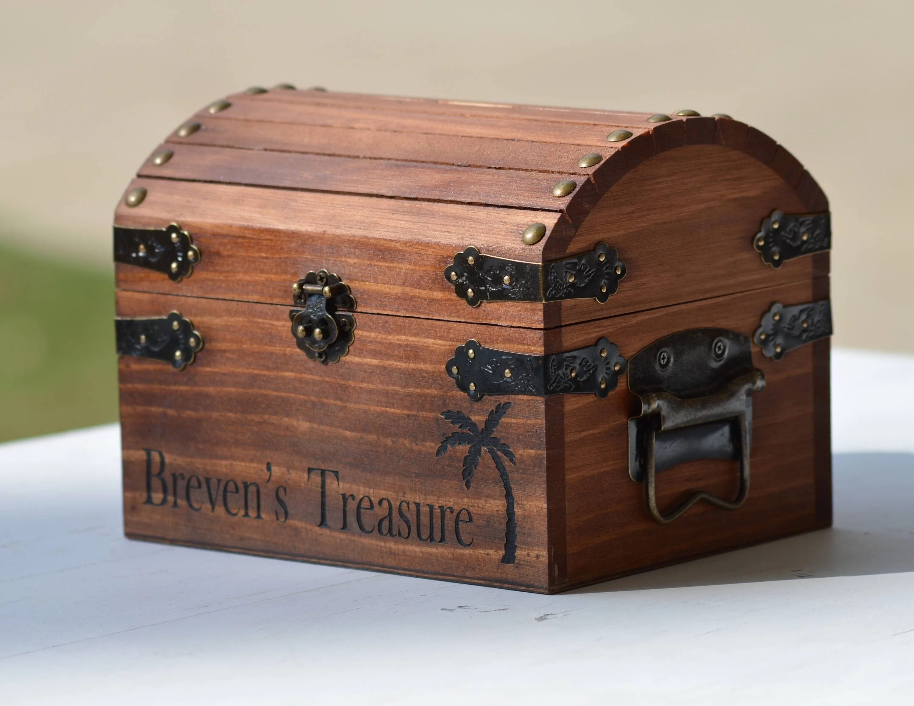 Сундук свин. Пиратские сундучки из дерева. Сундук для детей. Сказочный сундук. Сундук 3d.
