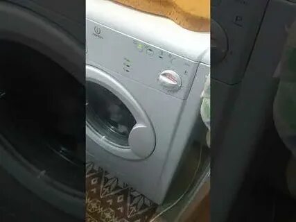 Стиральная машина мигает стирка