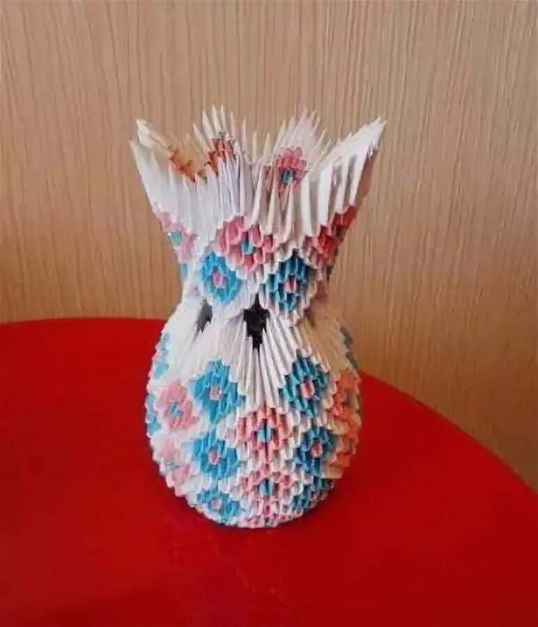 Модульное оригами ваза схема: http://origamimodule.ru/modulnoe-origami-vaza-sxem
