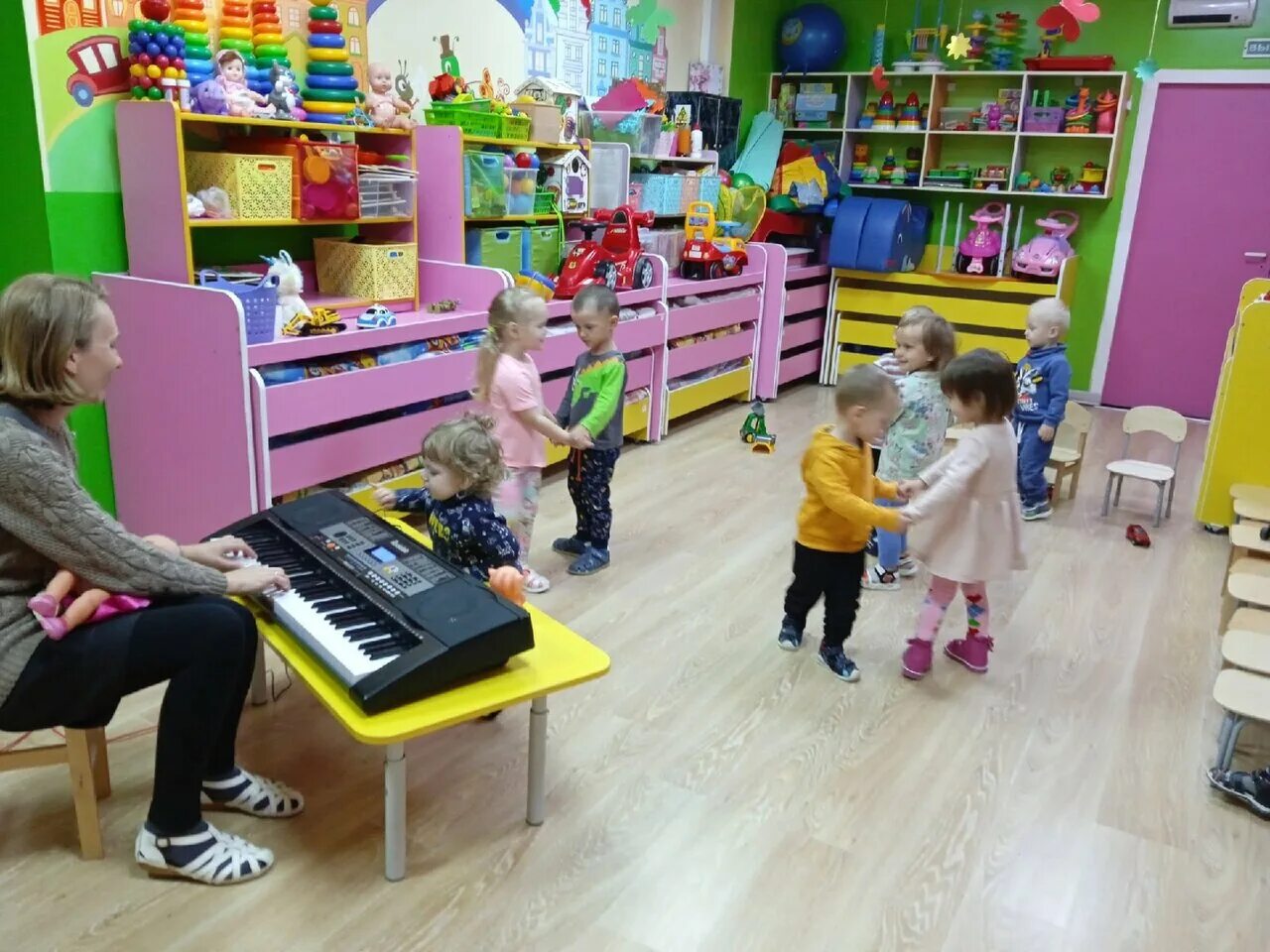 Радуга детства череповец. Сад радуга детства. Шекснинский 16 череповец радуга детства. Радуга детства череповец. Радуга детства череповец.