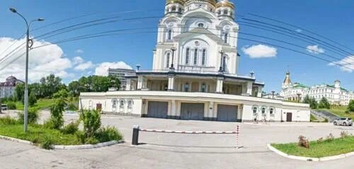 Переулок тургенева. Кафе две рыбы Хабаровск. Хабаровск панорама. Тургенева 24 Хабаровск две рыбы. Кафе рыба Хабаровске.