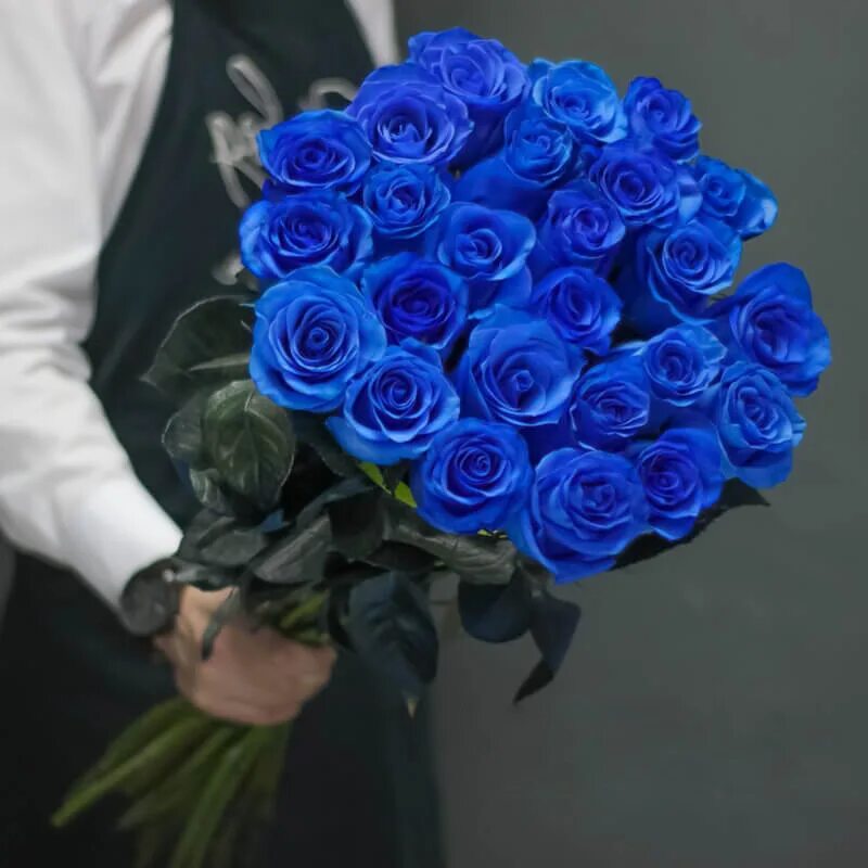 Синяя 25. Букет синих роз. Голубые розы букет. Букет из синих роз. Букет цветов с голубыми розами.