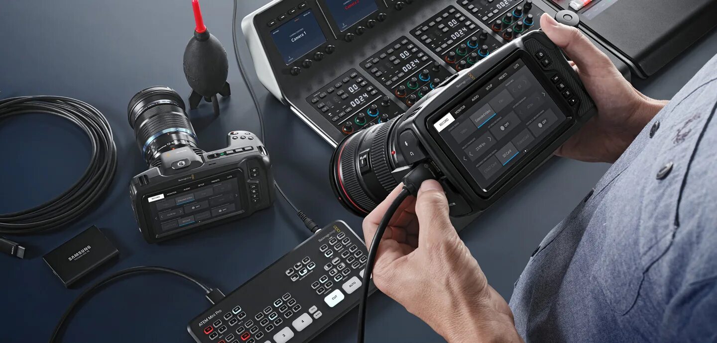 Ремонт blackmagic. Blackmagic Design Atem Mini. Видеомикшер Blackmagic Atem Mini Pro. Blackmagic Design Atem Mini Pro.