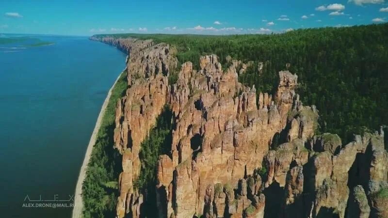 Национальный парк «ленские столбы» в якутии (россия). Саха якутия ленские столбы. Ленские высоты якутия. Ленские высоты якутия. Река лена ленские столбы.