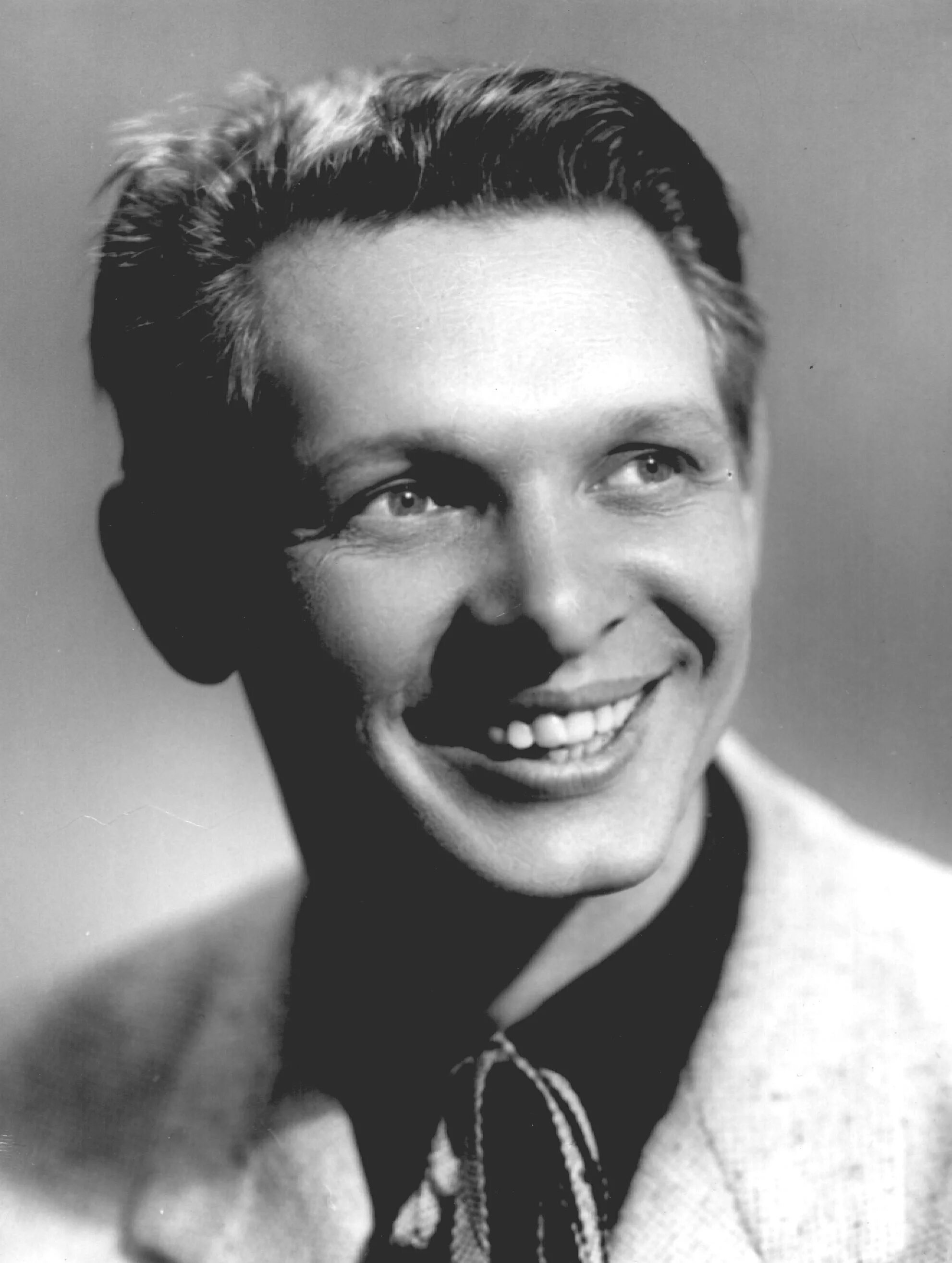 магомаев 1976. певцы 60 70 годов мужчины. певцы 60 70 годов мужчины. певцы 60 70 годов мужчины. эдуард хиль фото.