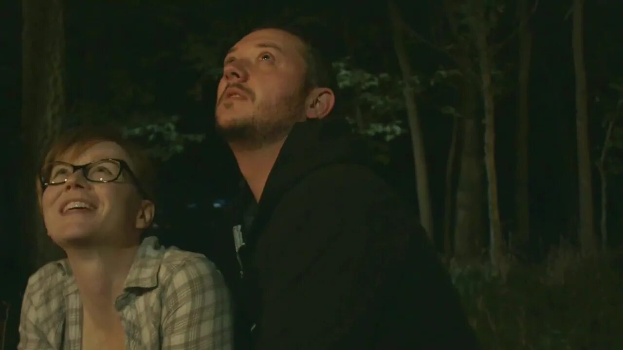 В лесу не сношаться. В лесу не сношаться 2016 ужасы. Бриттани блэнтон. Фильм ужасы в лесу не сношаться 2016. Фильм не сношайтесь в лесу.