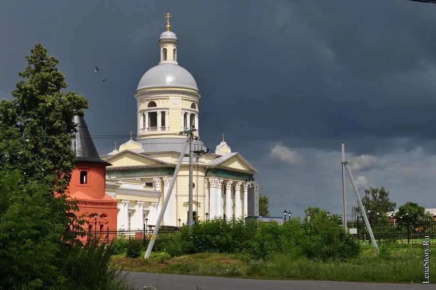 Епифань где. Епифань храм успения.. женский монастырь в епифани тульской.
