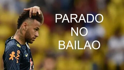 Parado no bailão