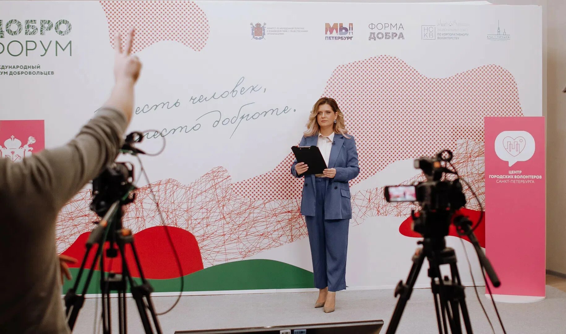 Форумы людей спб. Туристы на невском. Люди из питера. Петербургский диалог. Форумы людей спб.