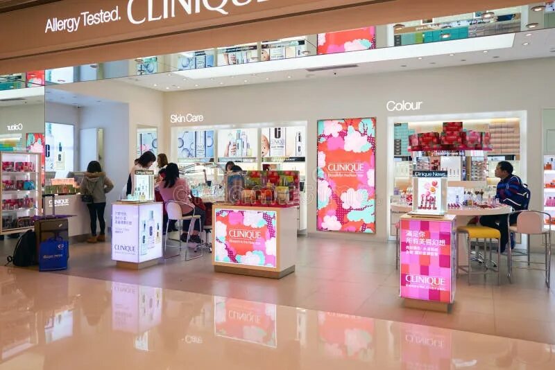 Chanel vietnam. Косметика гонконг. Косметика шанель. Косметика гонконг. Shu магазин.