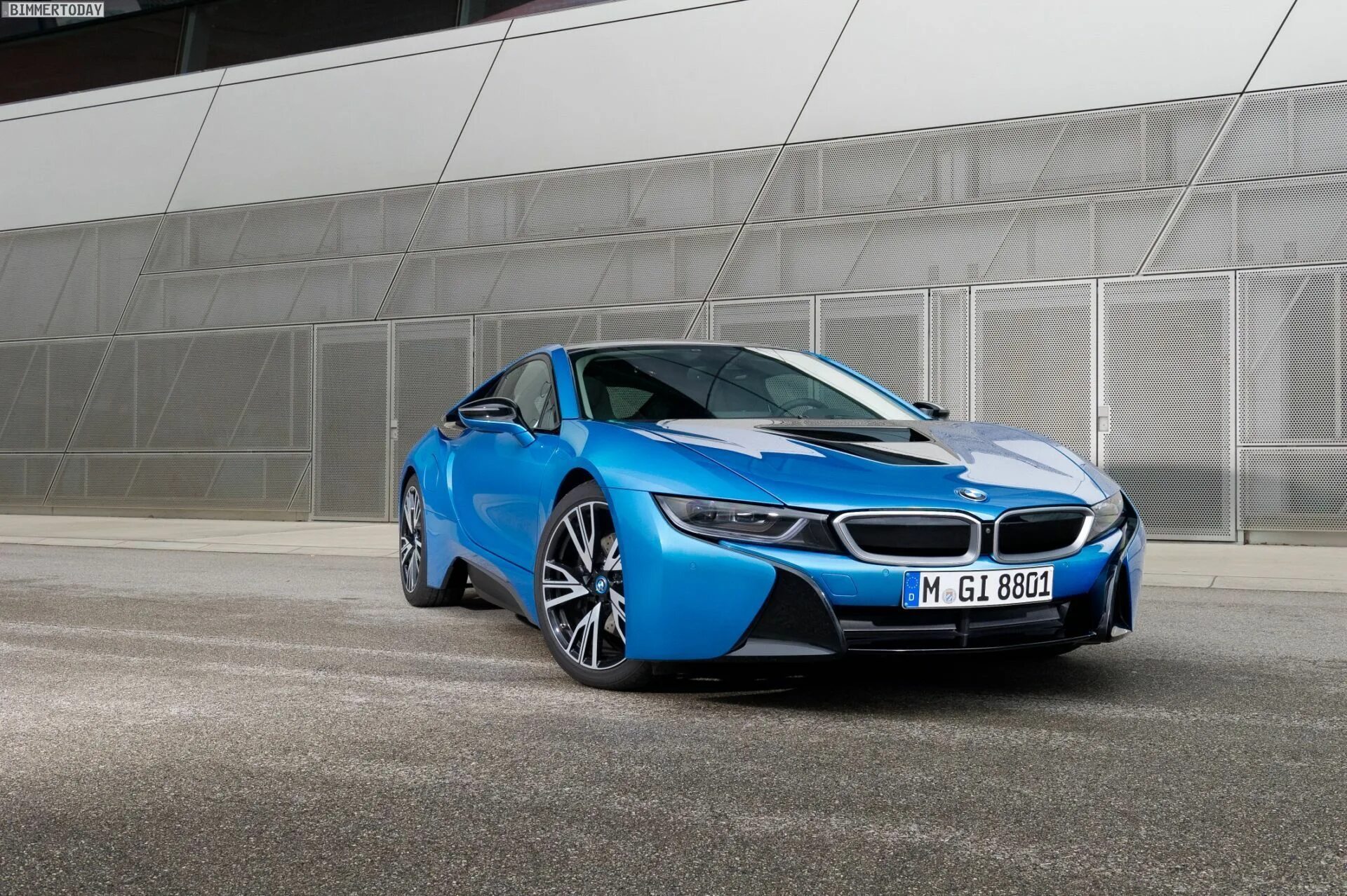 Б в ай 8. BMW i8. BMW i8 Speed. BMW ай 8. BMW i8 синяя.