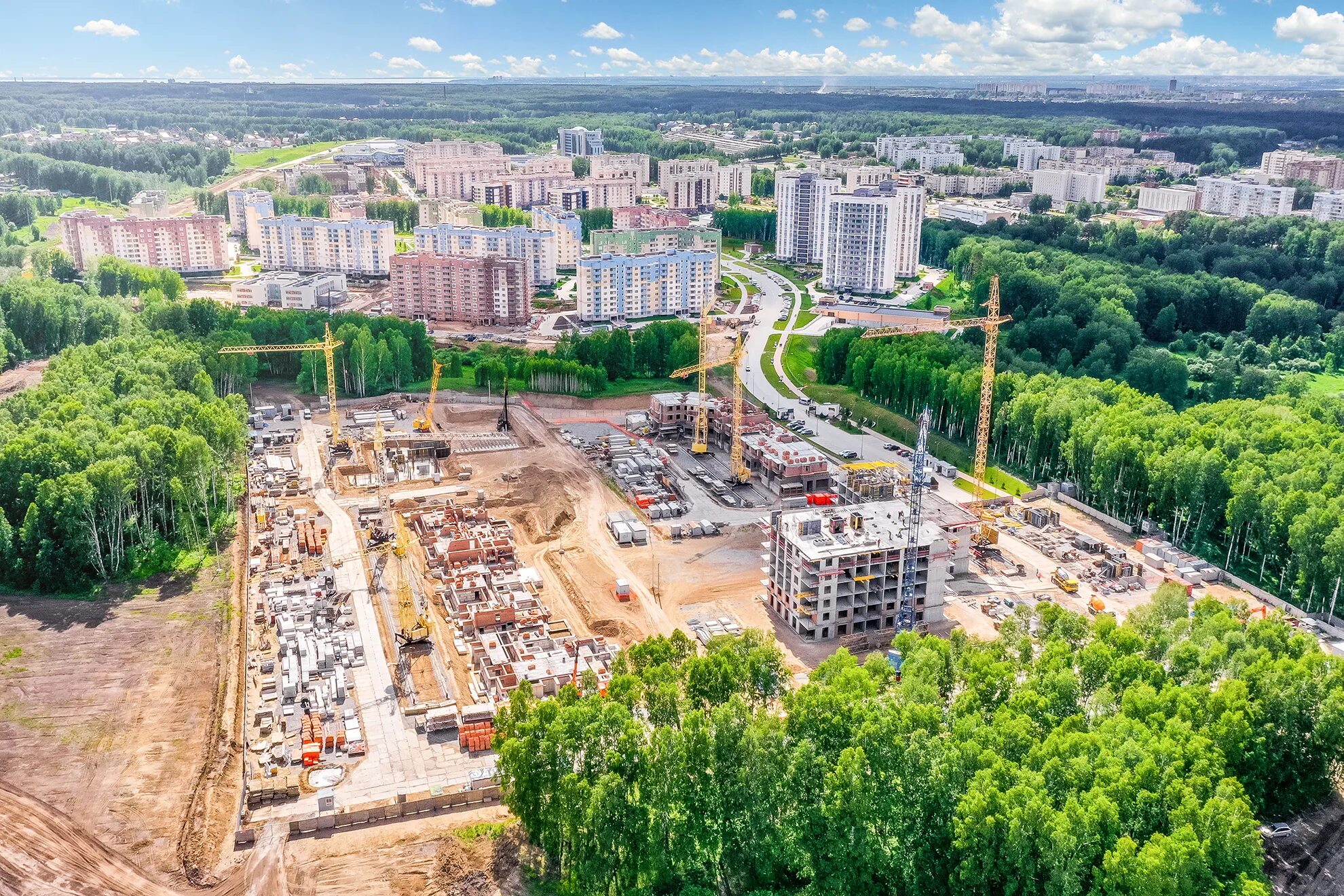 Мы живем в новом микрорайоне. Наукоград Кольцово Новосибирск. Микрорайон в Кольцово Новосибирск. Компания проспект Кольцово. СФ проспект Кольцово.