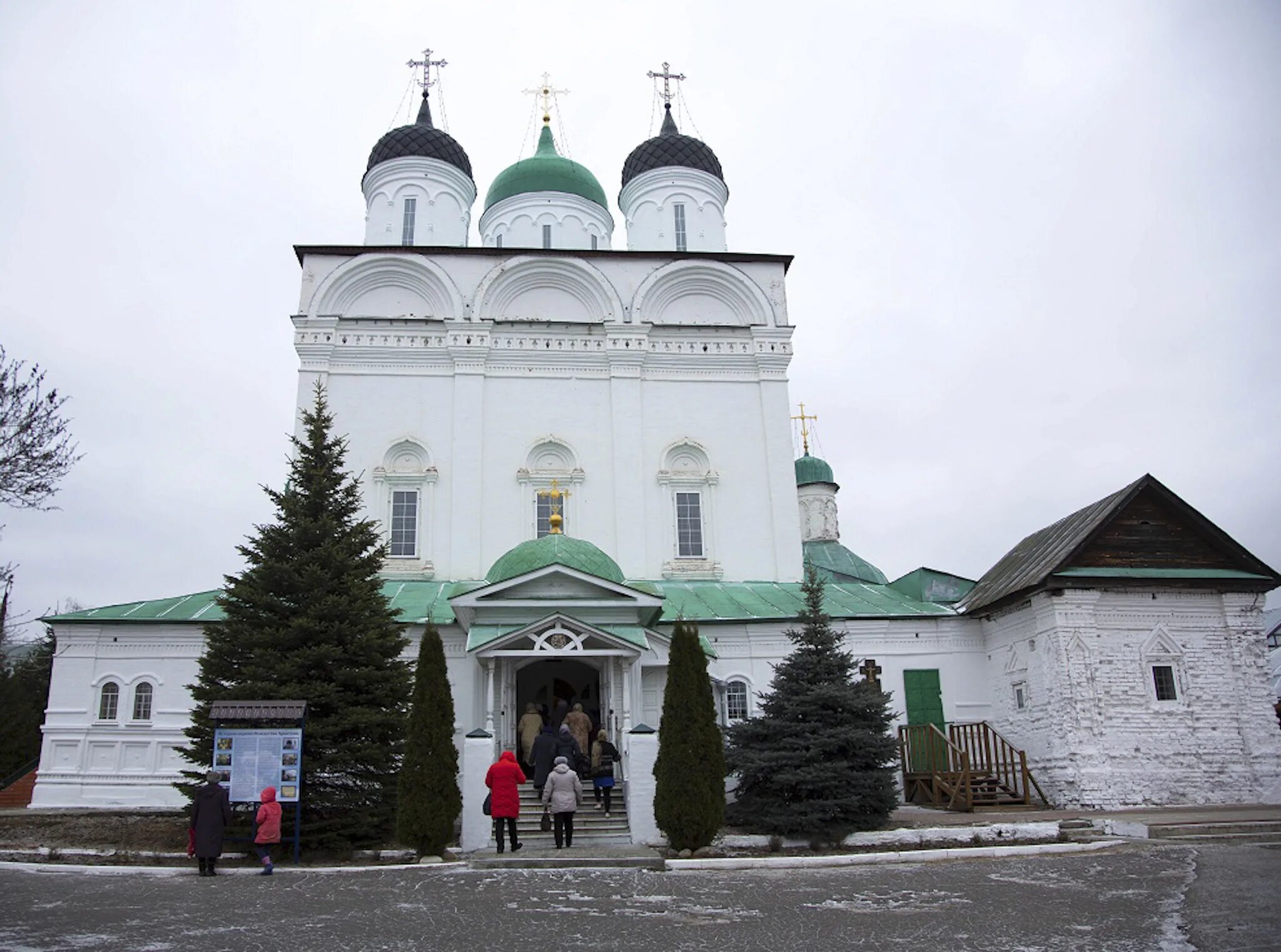 Портал балахны нижегородской области. Церковь Рождества Христова Балахна. Рождественская Церковь Балахна. Храм Рождества Христова Балахна Нижегородской.