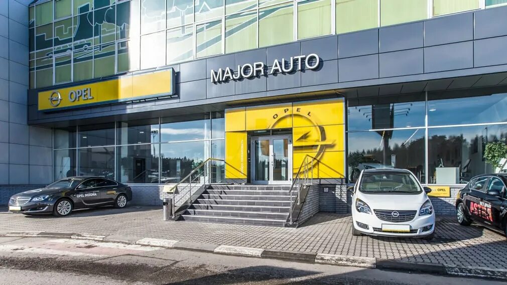 Https major auto ru. Дилерский центр Opel. Автосалон Major Новорижское шоссе. Major auto Краснодар. Автосалон Опель в Москве.