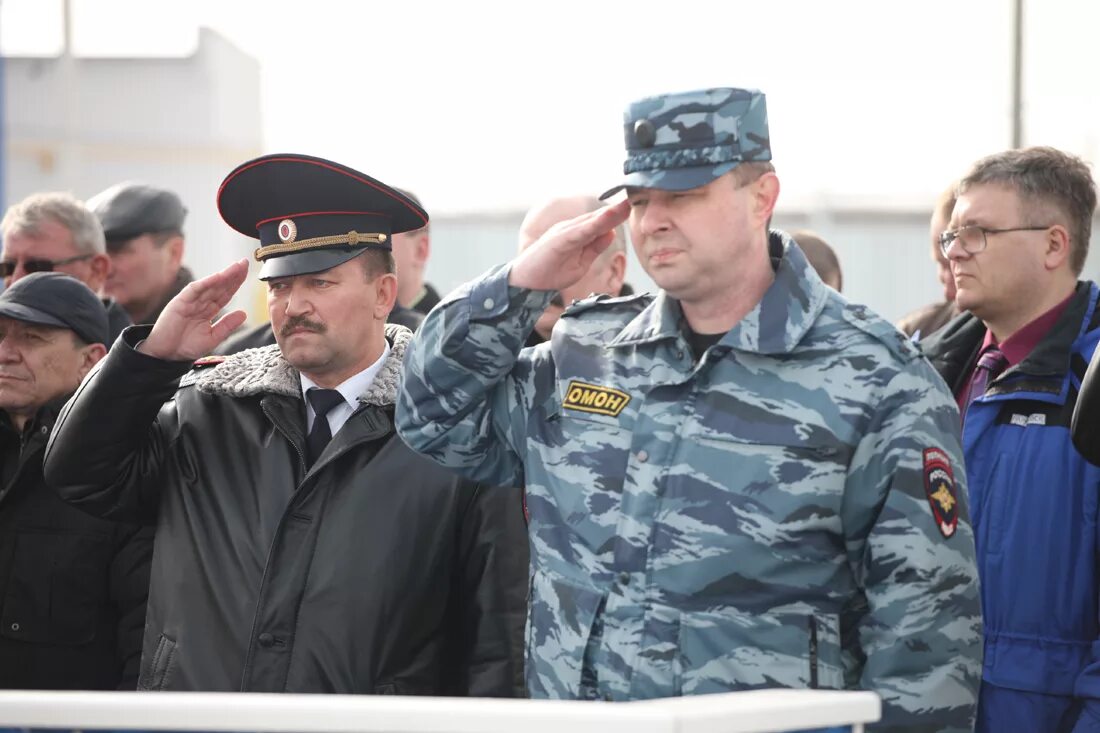 Командир омон тула качалкин. Омон зубр цсн ср. Тульский омон. Омон на северном кавказе. Омон тула.