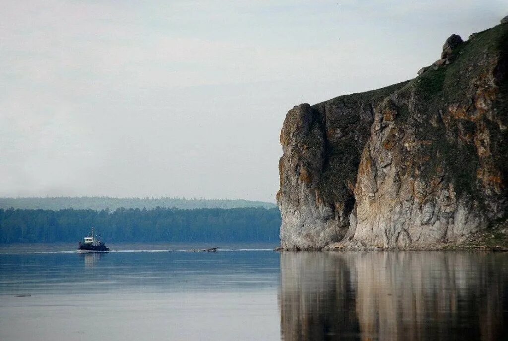 Навстречу утренней заре по ангаре. Навстречу утренней заре по ангаре текст. Горизонт река ангара. Плывут сибирские девчата. По ангаре песня.