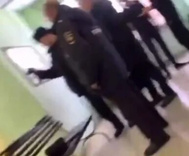 Напал на одноклассницу
