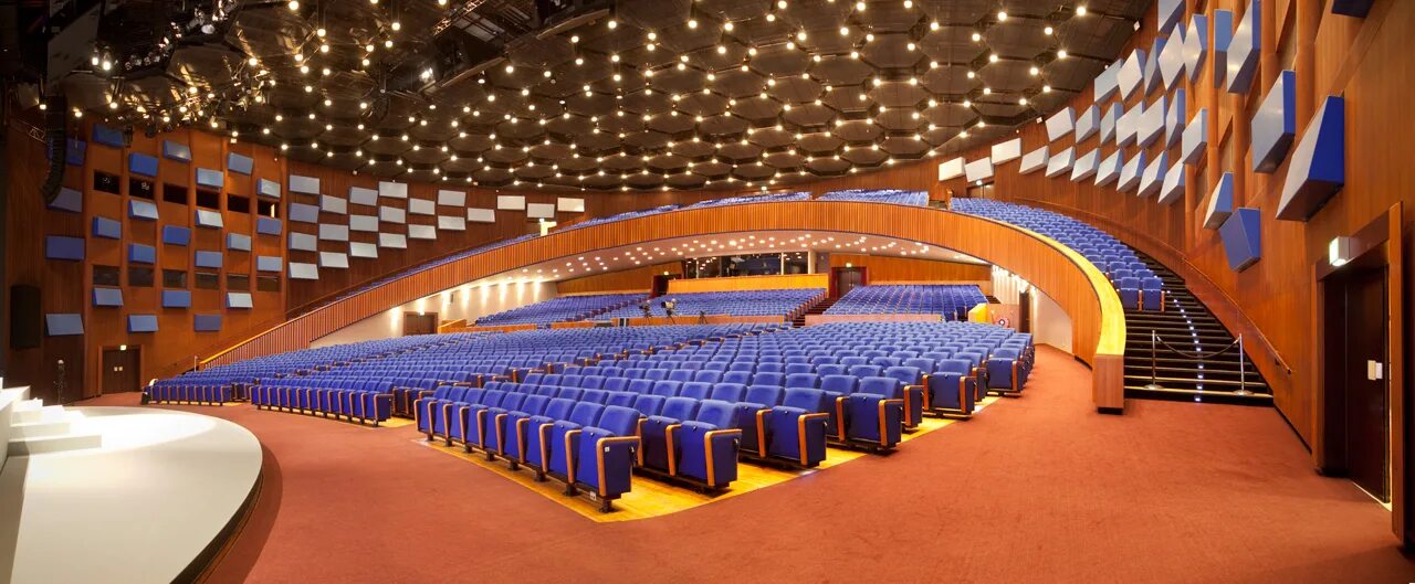 Worlds forum. Worlds forum. World economic forum 666. Парламент ассамблеи совета европы. Давос форум.