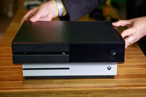 Xbox one s стоит ли