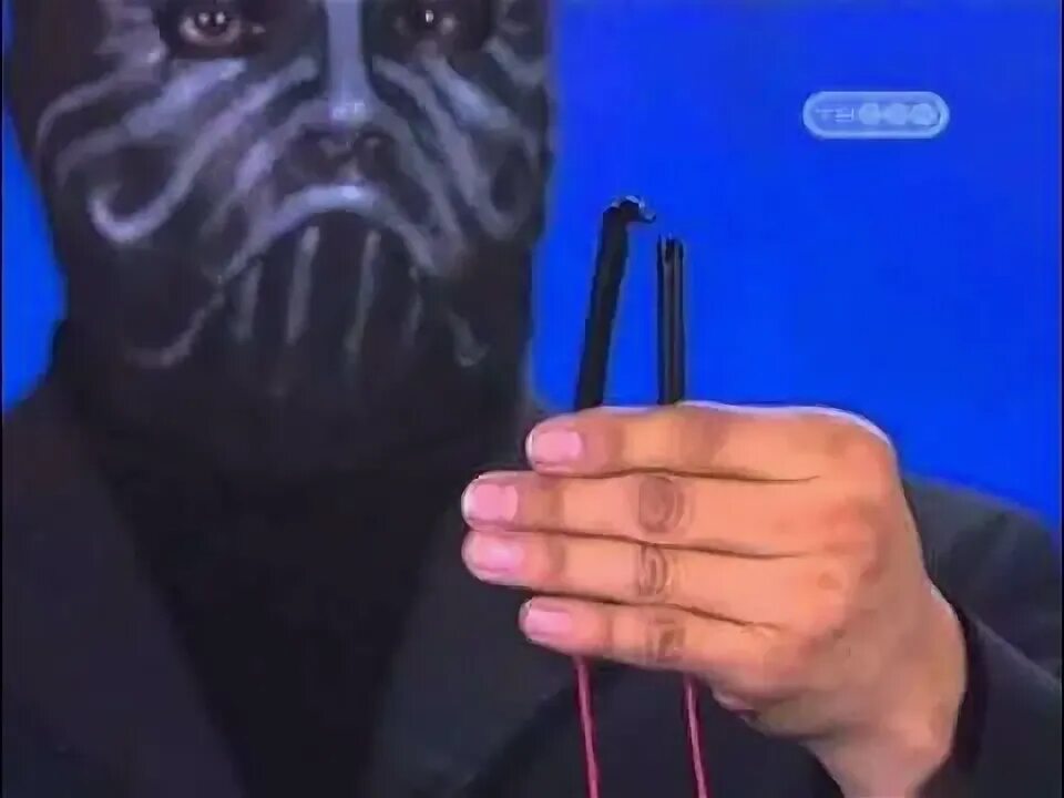 Секреты фокусов разоблачение. Разоблачитель фокусов. тайны великих магов челоа разоблачение кто человек в маске.