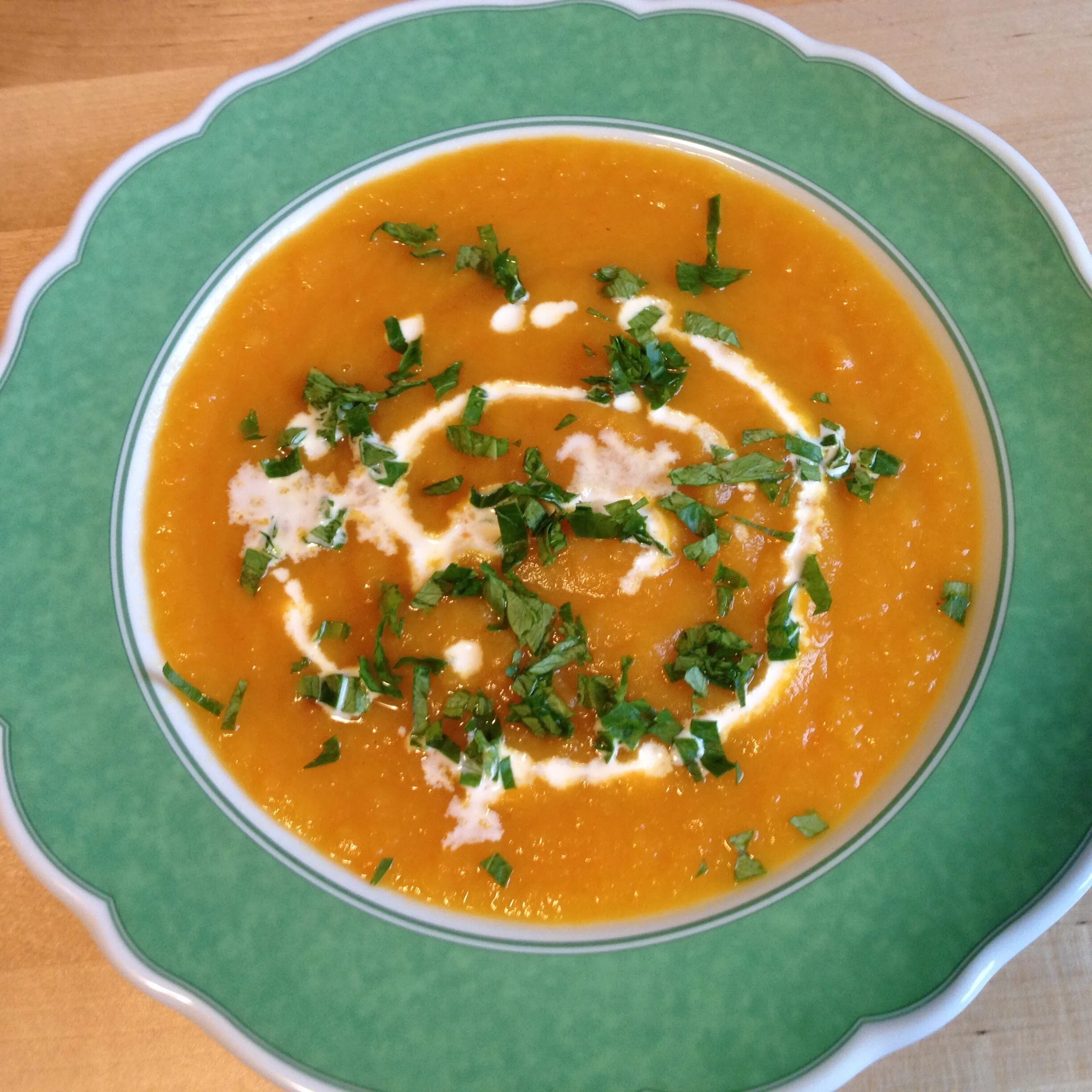 Суп с тыквой и рисом. Индийский суп с рисом острый. Суп-пюре из тыквы с голубым сыром. Суп-пюре с клецками. Суп-пюре с клецками.