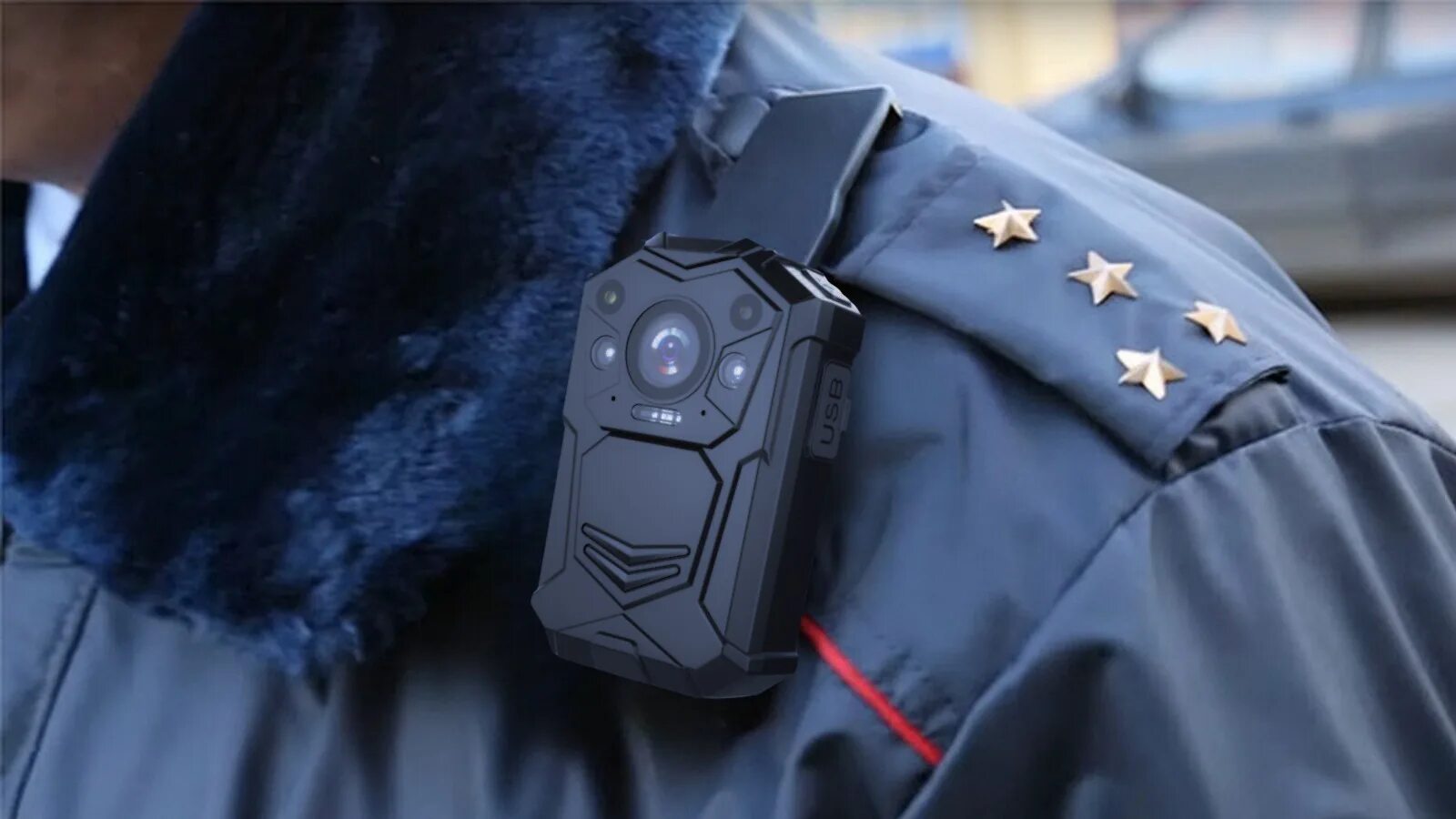 Какая техника используется в полиции. Камера dozor у сотрудников полиции. Нагрудный видеорегистратор дозор.